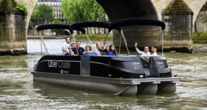 Croisières gratuites sur la Seine en bateau électrique