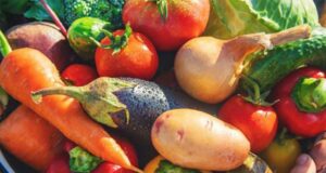 Distribution gratuite de légumes et denrées sèches